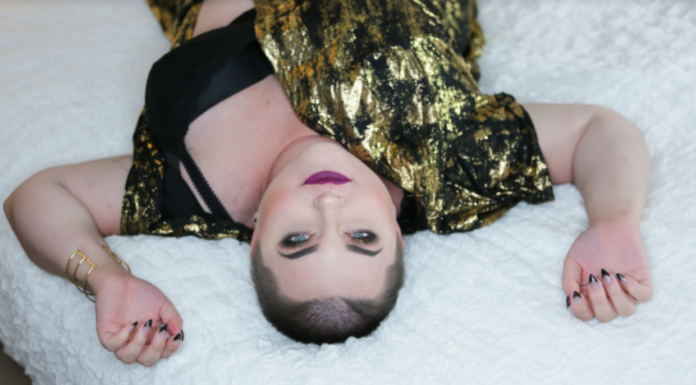 Plus Size boudoir Photoshoot