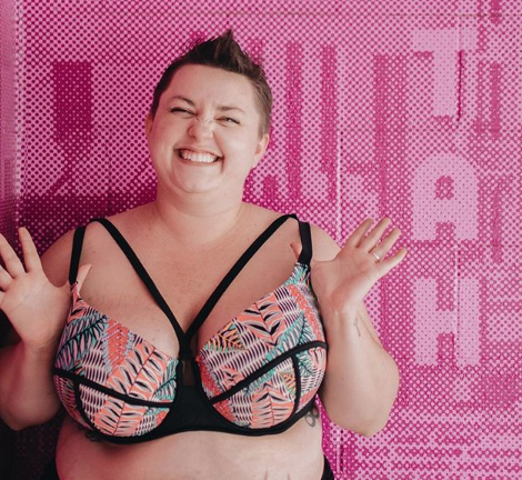 Pligt helt bestemt lancering Where to Buy Plus Size Swimsuits (for Big & Small Busts!) - The Huntswoman