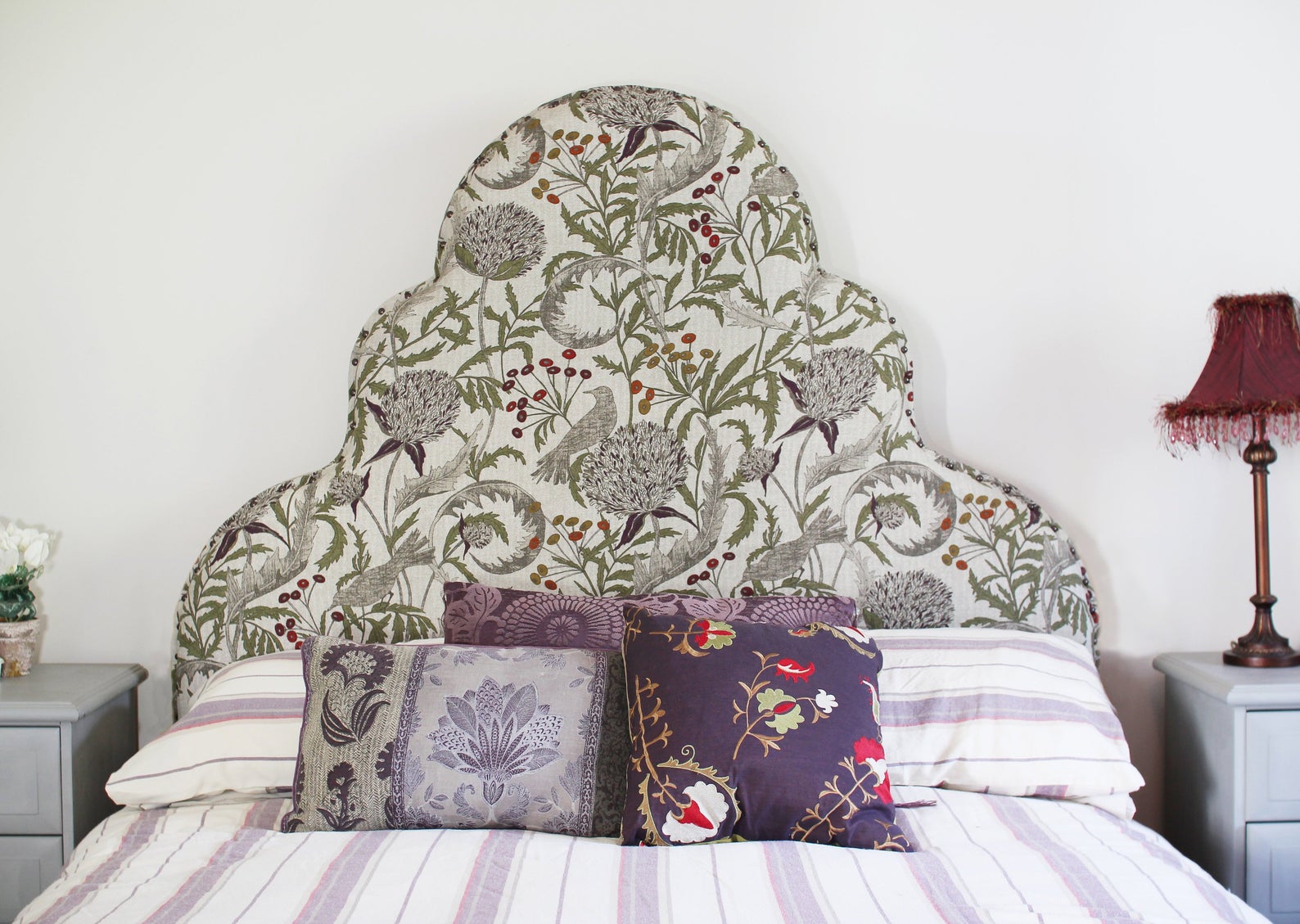 13++ Unique Headboards I'm LOVING | Millennial Blogger - The Huntswoman