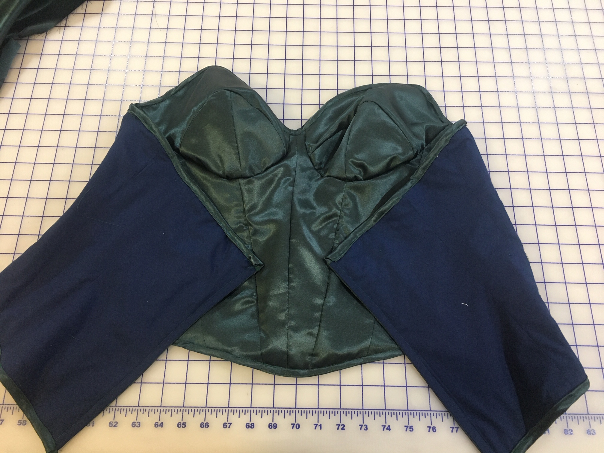 How to Sew a Plus Size Corset  Sew with Me! - The Huntswoman