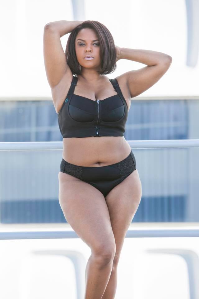 Plus Size Sports Bra with No Underwire