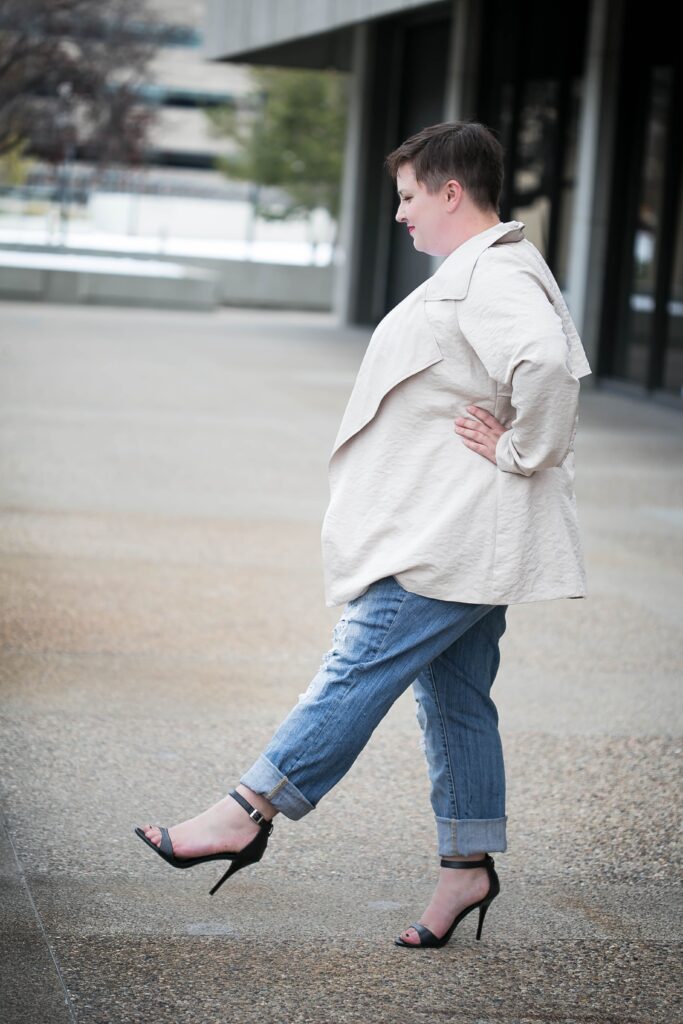 Styling Plus Size Boyfriend Jeans  Street Style Look Book - The Huntswoman