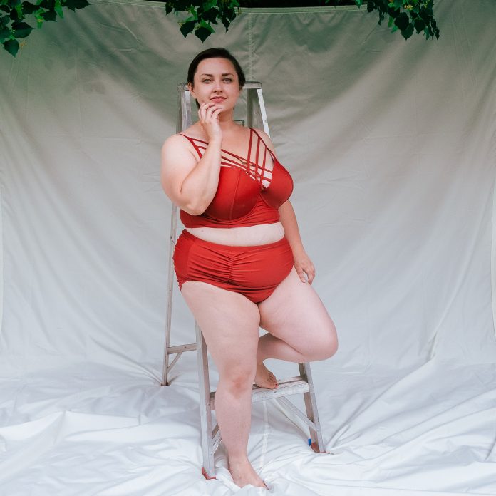 Review of Plus Size Swimsuits on Amazon Backyard Fashion Editorial