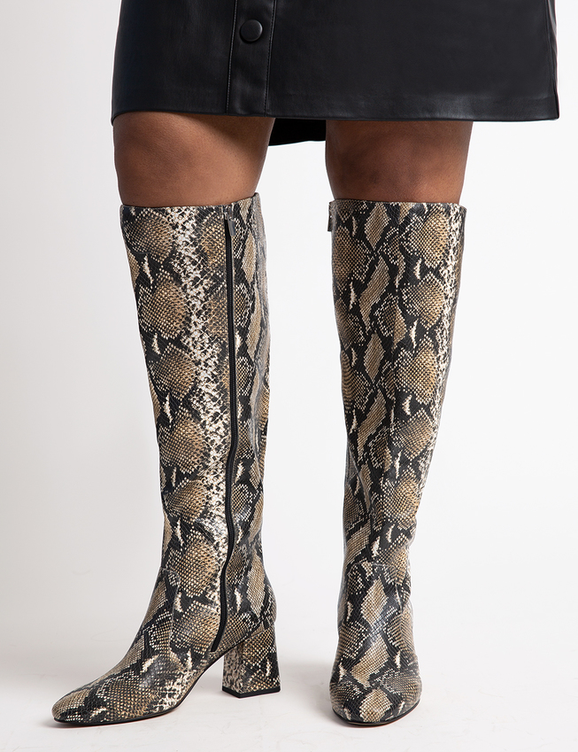 Where to Buy Plus Size Snakeskin Boots 