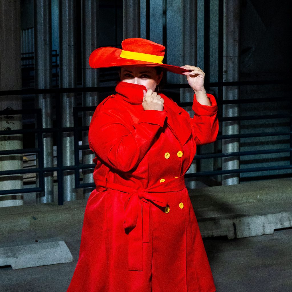 Plus Size Carmen San Diego Costume - Red trench coat with hat