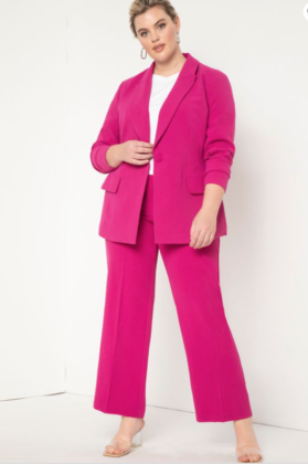 You got the interview! 7 Interview Outfits in Plus Size! - The Huntswoman