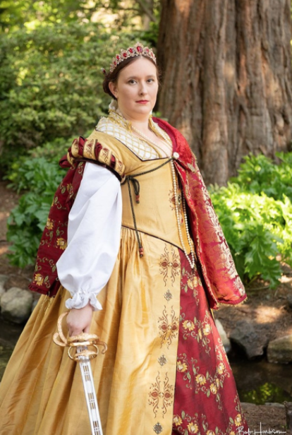 plus size renaissance costume investment