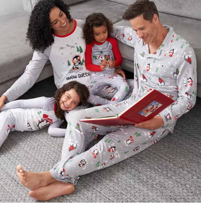 9+ Matching Christmas Pajamas for Family in Plus Size| List of Brands ...