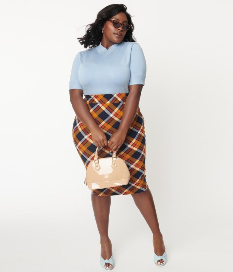 30+ Plus Size Dark Academia Outfit Ideas | Where to Shop! - The Huntswoman