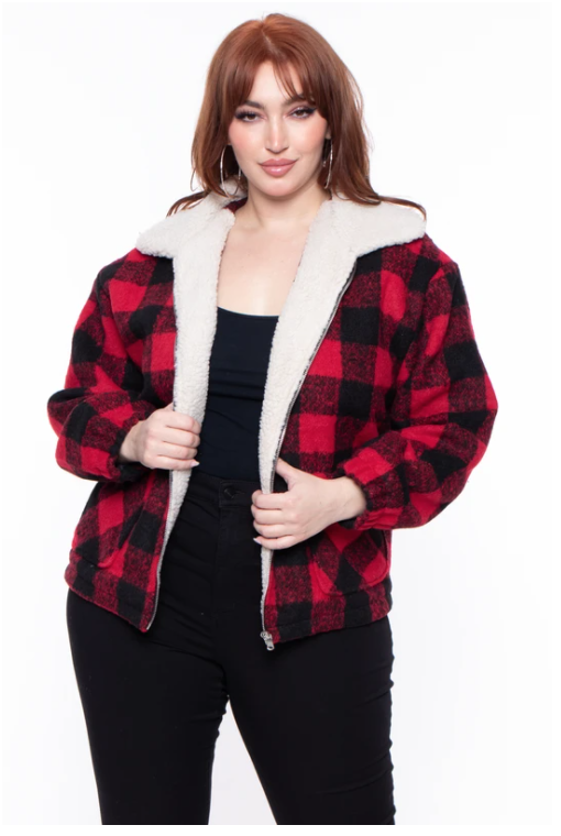 20+ Plus Size Winter Outfits for 2021 - The Huntswoman