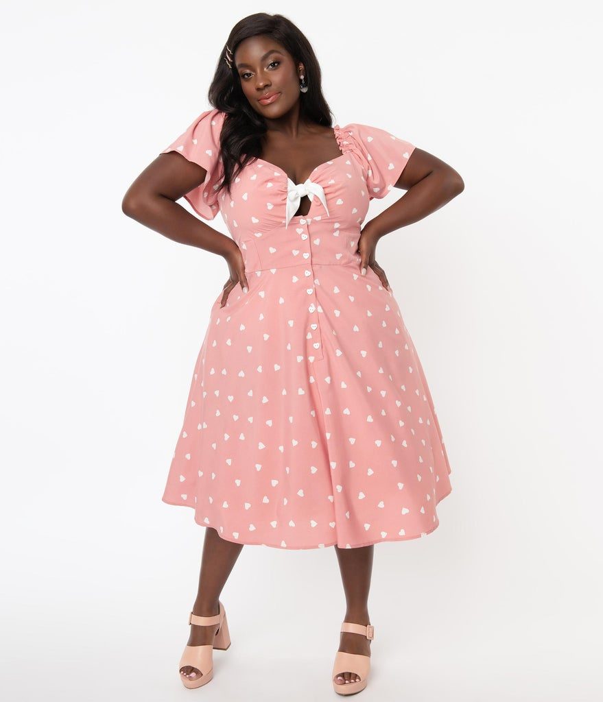 Plus Size Valentine's Day Outfits for Night - pink dress