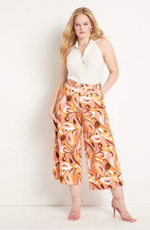 plus size resort outfit with plus size culottes