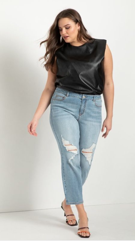 Styling Plus Size Boyfriend Jeans