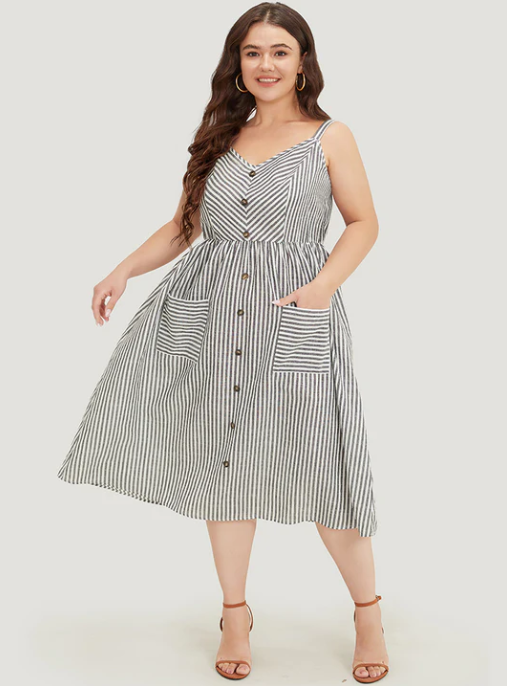 Plus Size Beach Vacation Outfit